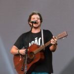 Chico Chico traz a turnê “Let It Burn / Deixa Arder” para o Space Shopping em outubro