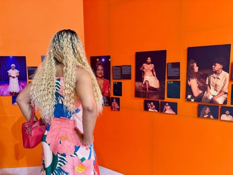 Exposição “Pretagonistas” chega ao Sesc Arapiraca e destaca trajetórias de mulheres negras alagoanas
