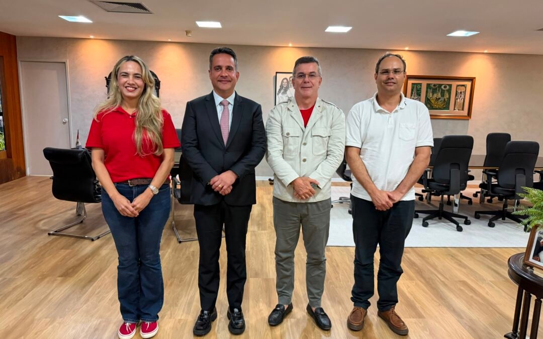Mediação de Ronaldo Medeiros aproxima trabalhadores da Casal do Governo de Alagoas