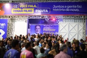 Renan Filho inicia debates para plano de governo com encontro sobre educação