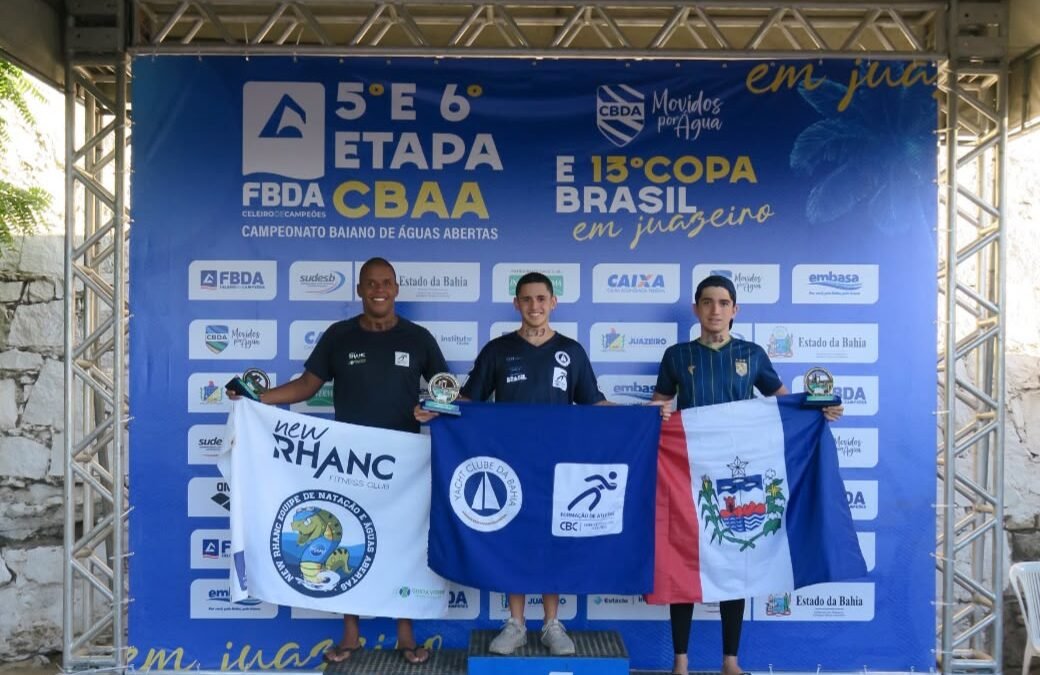 Alagoano Felipe Knowles sobe ao pódio nacional em travessia de 4 km na Bahia