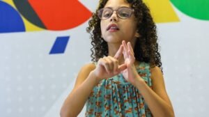 Inscrições para curso gratuito de Libras começam na segunda-feira (20)