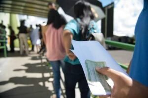 Justiça Eleitoral libera consulta a locais com vagas para voto em trânsito
