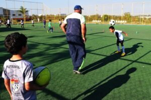 CCJ aprova projeto que exige profissional de educação física em escolinhas de esportes