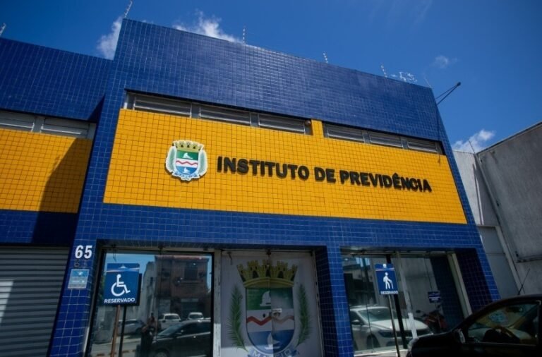Coligação de JHC recorre ao TRE contra reportagem que menciona ex-prefeito no caso IPREV/Master
