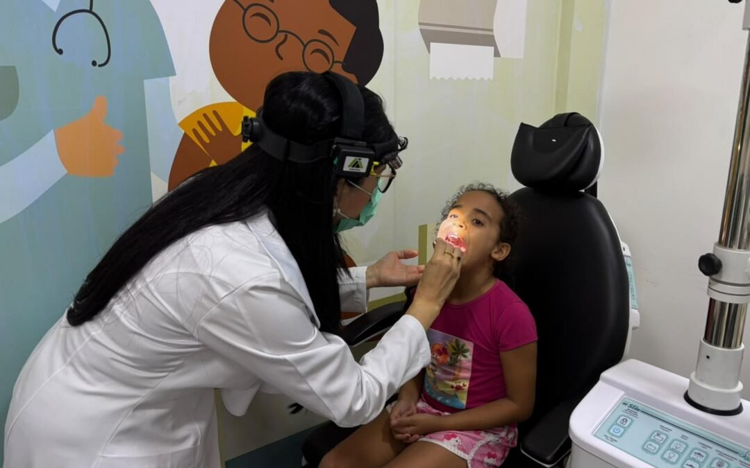Especialista orienta quando crianças devem ser levadas ao otorrinolaringologista