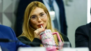 MPDFT pede R$ 120 milhões de Virginia Fonseca e Blaze por publicidade irregular de apostas