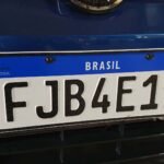 Detran Alagoas muda regras para recolocação da placa Mercosul; serviço passa a ser gratuito