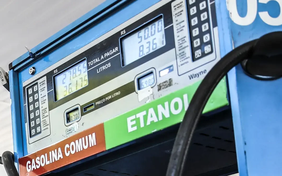 Governo eleva para 32% mistura de etanol na gasolina por seis meses