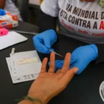 Desinformação sobre HIV dificulta tratamento e aumenta preconceito