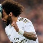 Cabeceios no futebol elevam risco de trauma craniano, sugerem estudos