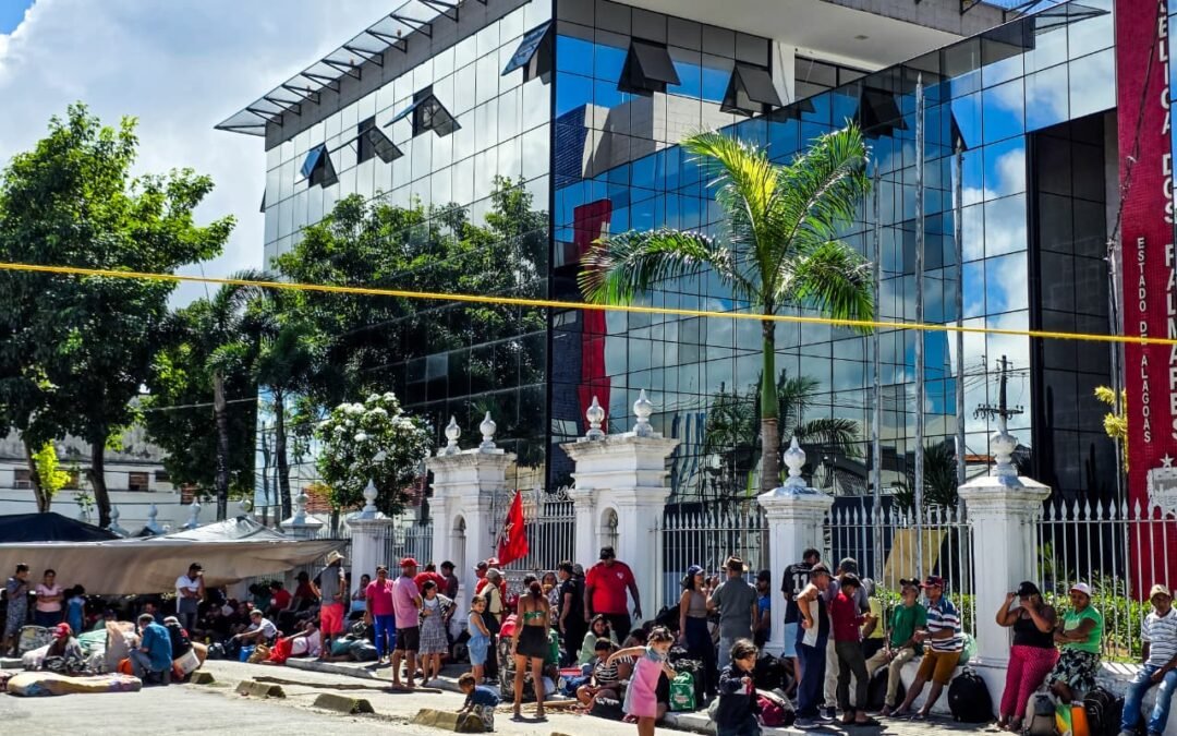Sem terra acampam em Maceió e cobram solução para áreas do Grupo João Lyra