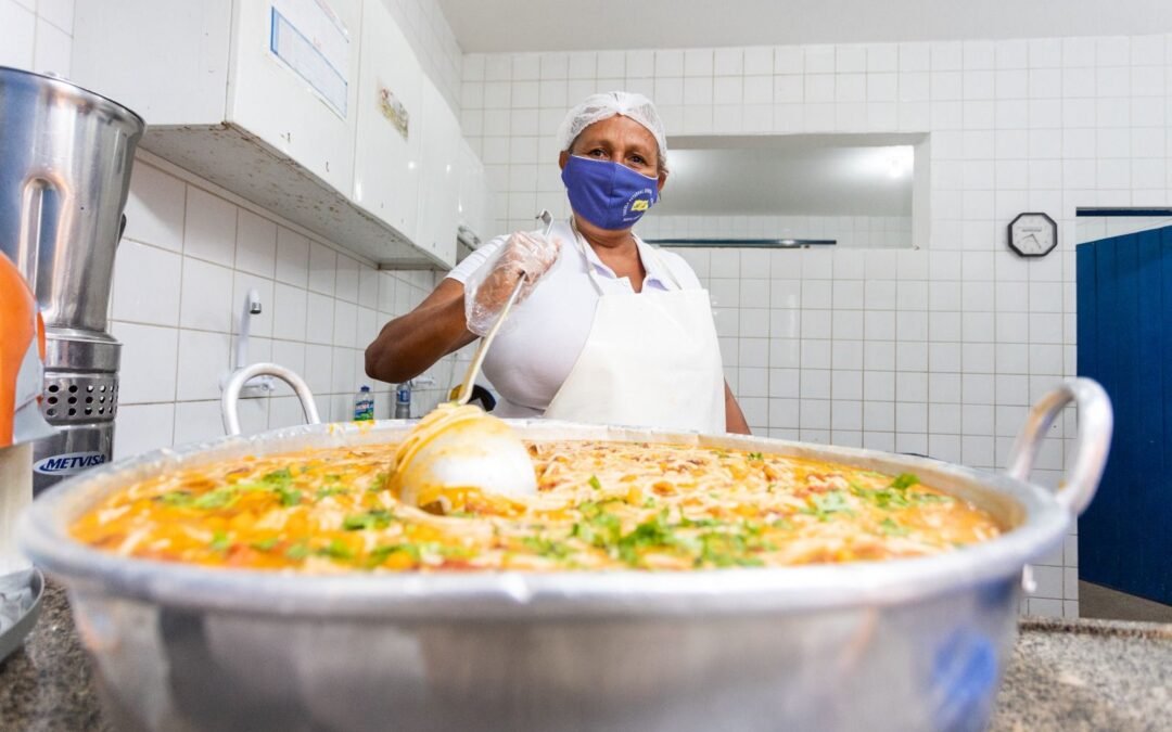 Deputado defende mais recursos para alimentação escolar