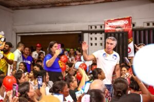 Mães solo são tema de encontro de Rafael Brito com lideranças do Vergel do Lago