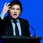Milei minimiza alta da pobreza na Argentina e defende ajuste