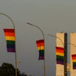 Número de candidaturas LGBT+ cresce 57% nas eleições de 2026, aponta levantamento