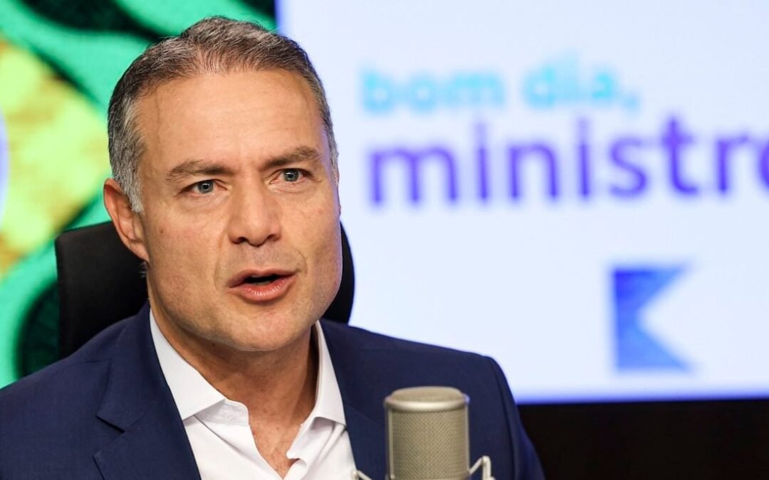 Prefiro o barulho da democracia ao silêncio da ditadura”, diz Renan Filho sobre ataques de JHC à imprensa