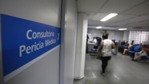 INSS passa a garantir intérprete de Libras durante perícias médicas