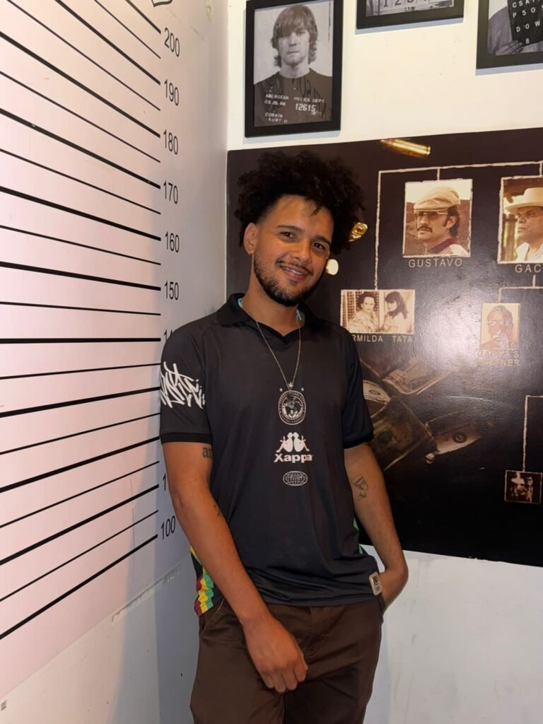 RICKE mistura melô alagoano, reggae e misticismo no EP de estreia “3 Cartas”