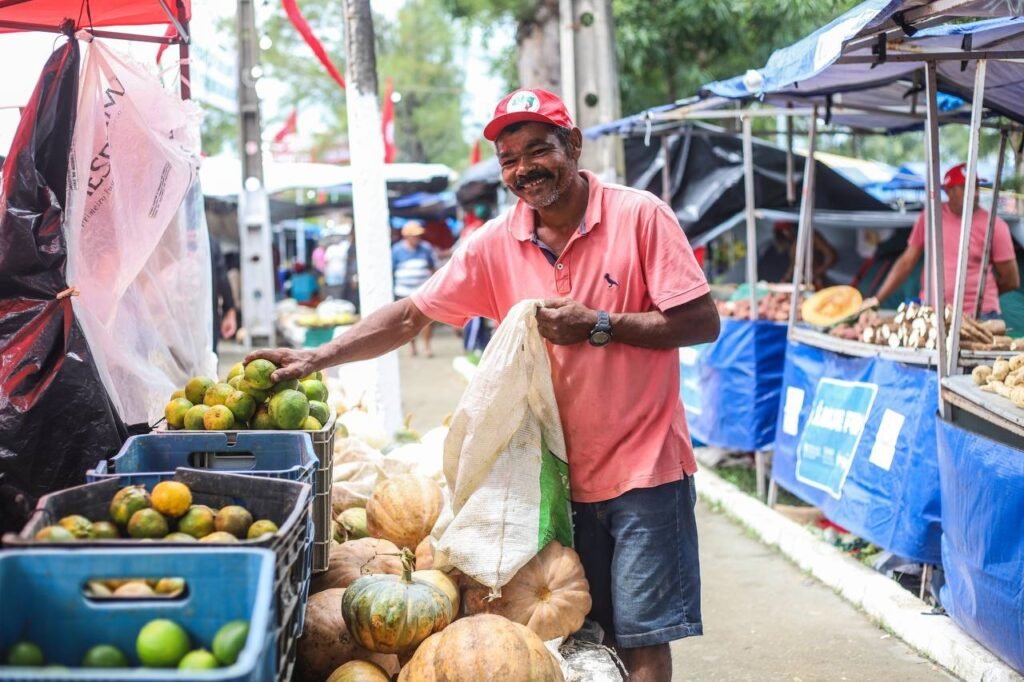 Estreando na Praça dos Martírios, Feira do MST em Maceió celebra 25 edições em grande estilo