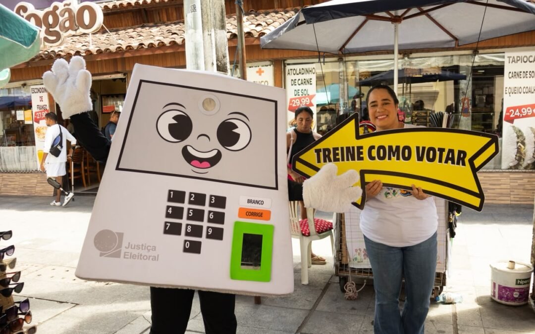 TRE/AL leva treinamento de votação ao Pátio Shopping e Festival da Cultura Nerd
