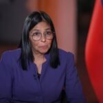 Ex-embaixador cubano critica aproximação de Delcy Rodríguez com os EUA