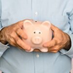 Geração 60+ chefia 32% dos lares brasileiros e enfrenta sobrecarga familiar e informalidade
