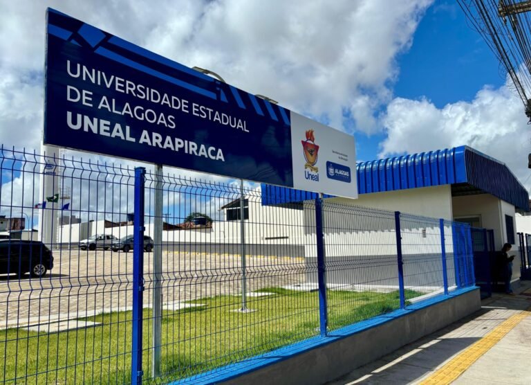 Uneal oferta 17 vagas no Programa de Mestrado Profissional em Educação Inclusiva