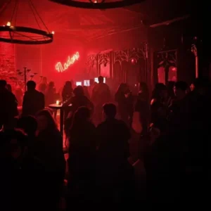 Madame Satã: casarão que recebeu festa de Vorcaro é símbolo da noite underground de São Paulo