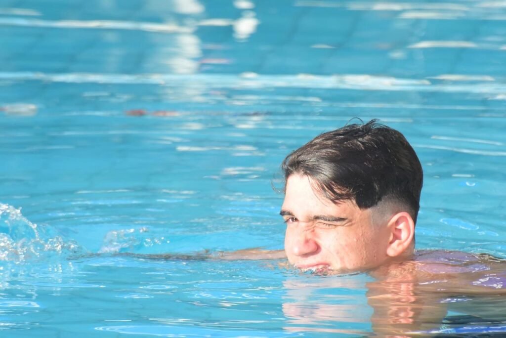 Felipe Knowles bate 10 recordes e conquista troféu de melhor índice técnico em Maceió