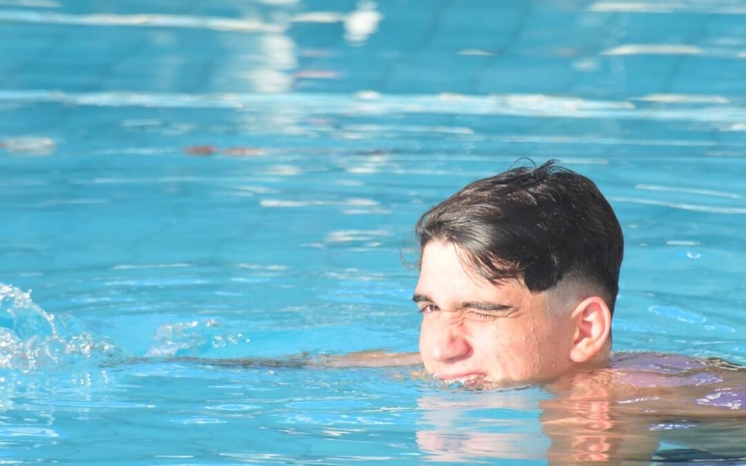 Felipe Knowles bate 10 recordes e conquista troféu de melhor índice técnico em Maceió