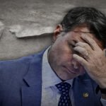 Estadão aponta risco de milícias chegarem ao Planalto e cobra explicações de Flávio Bolsonaro