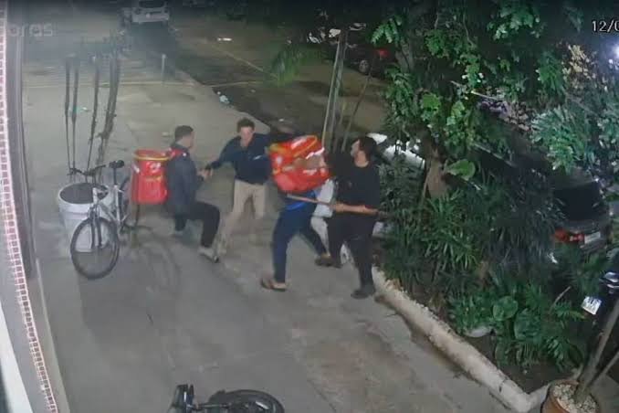 Cinco acusados de espancar ciclista até a morte no Rio viram réus