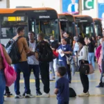 Dificuldades de transporte fazem 39% das mulheres desistirem de oportunidades profissionais