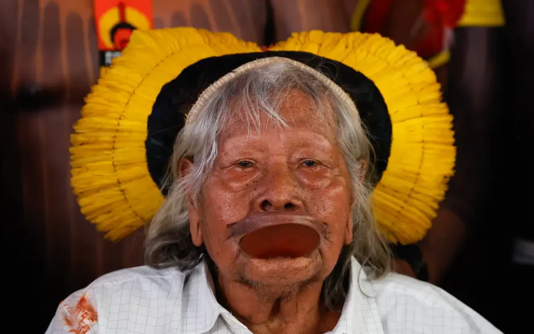 Cacique Raoni, de 94 anos, recebe cuidados paliativos após diagnóstico de câncer