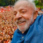 Lula ultrapassa Flávio Bolsonaro em popularidade digital, aponta Quaest