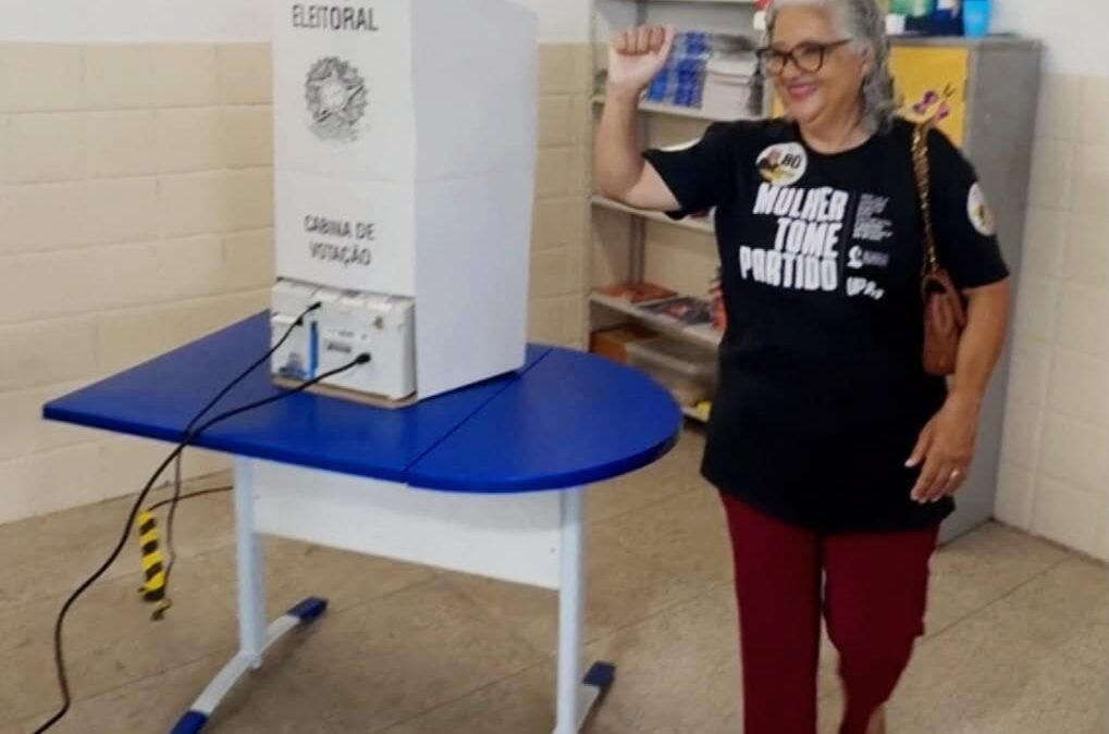 Em votação no Antares, Lenilda Luna (UP) denuncia desigualdade econômica no pleito e aposta na força das organizações sociais