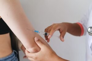 Maceió confirma 33 casos de meningite em 2026 e registra cinco mortes por doença meningocócica