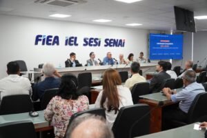 FIEA e CNI promovem diálogo entre usinas e SESI SENAI para fortalecer parcerias