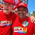 Após ser preso durante panelaço, porteiro Edmilson participa de caminhada por Lula em Maceió