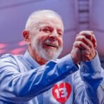 Lula anuncia nova campanha para o segundo turno e diz que vai comparar projetos com Flávio Bolsonaro