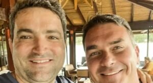 PF aponta elo entre Flávio Bolsonaro e casa de apostas e pede investigação ao STF
