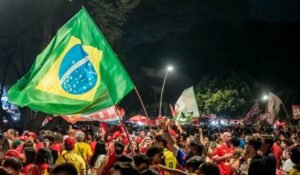 “Primavera Brasileira”: mobilização de estudantes e fãs ganha força internacional após vitória de Lula