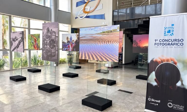 Está aberta ao público a exposição fotográfica “O que os olhos veem, o coração sente”