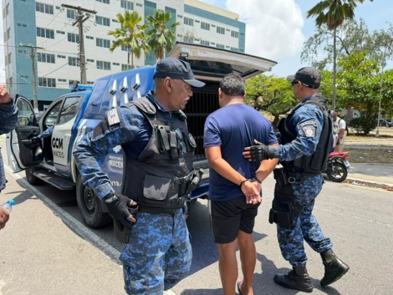 Dois são presos em Maceió suspeitos de reter documentos e cartões de pessoas vulneráveis