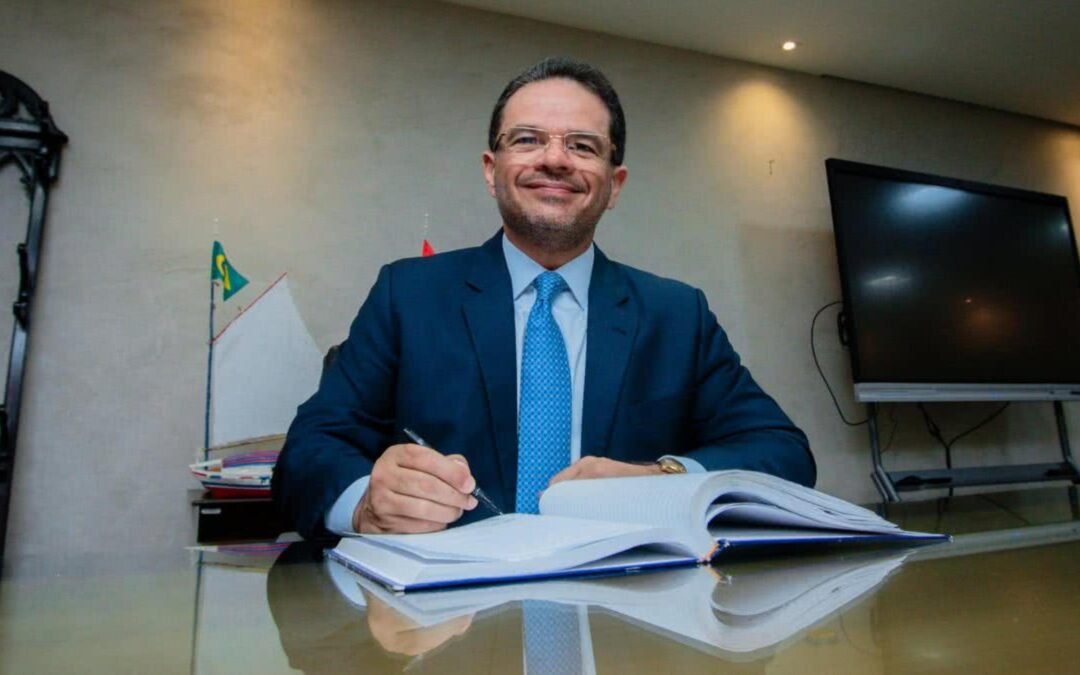 Governo de Alagoas transfere ponto facultativo do Dia do Servidor para sexta-feira (30)