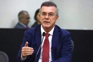 Ronaldo Medeiros denuncia demissões e boicotes contra eleitores de Lula