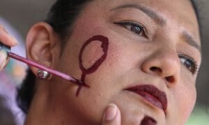 Violência política contra mulheres cresce e soma 1.564 denúncias em 2026
