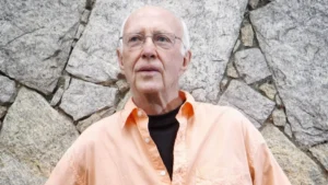 Morre Roberto Maya, ator, dublador e apresentador, aos 91 anos